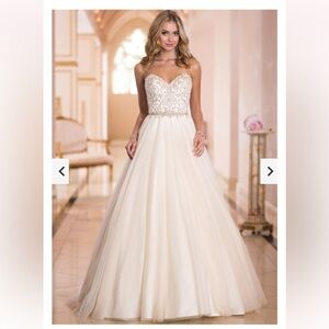 Stella York 5889 Wedding Dress size 14